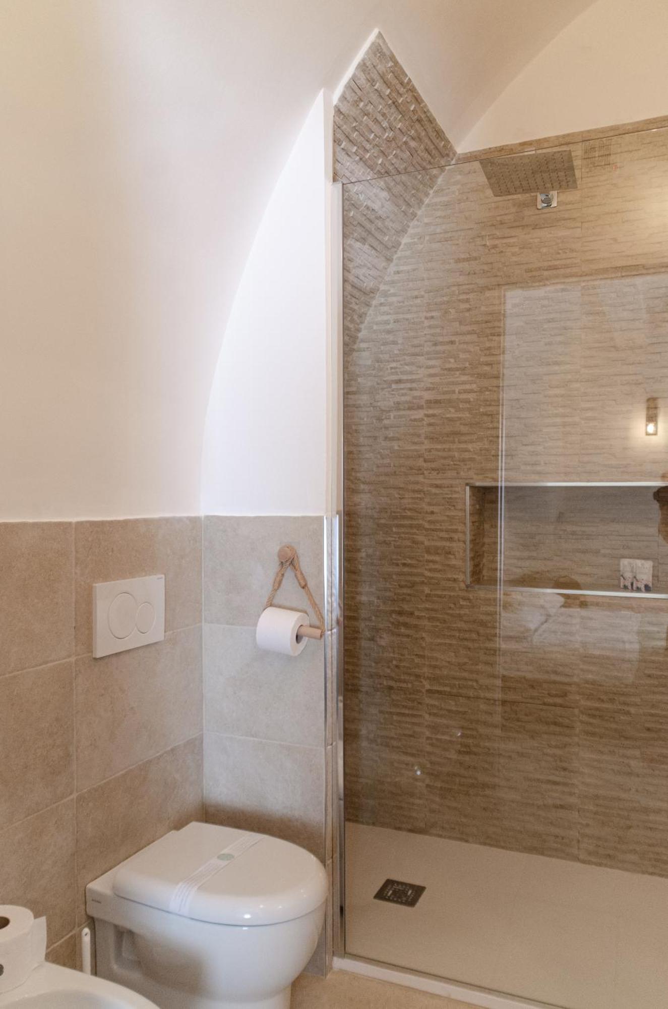 Aca Suite Luxury With Jacuzzi Adelfia Luaran gambar